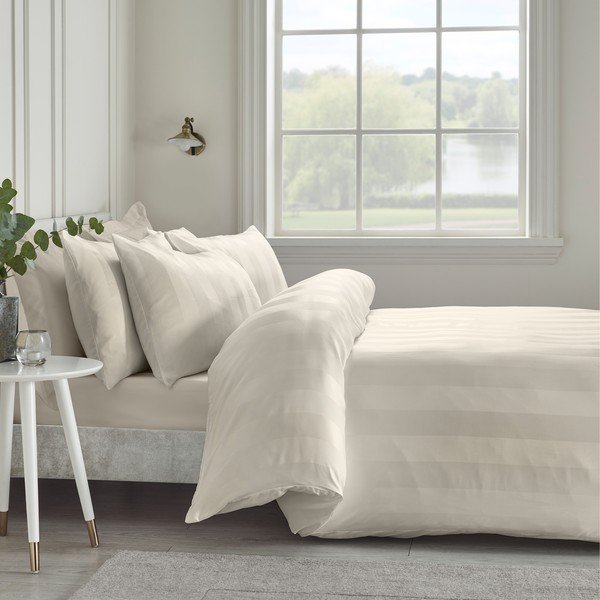 Krémovobiele saténové obliečky na dvojlôžko 200x200 cm So Soft Satin Stripe – Catherine Lansfield-image-1