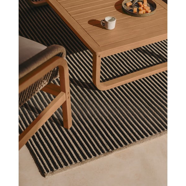 Čierno-béžový vonkajší koberec 160x230 cm Satanca – Kave Home-image-1