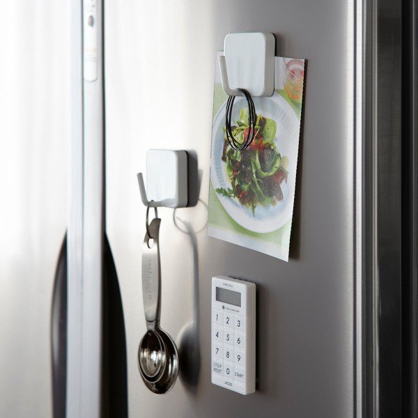 Biely magnetický háčik YAMAZAKI Tower-image-1