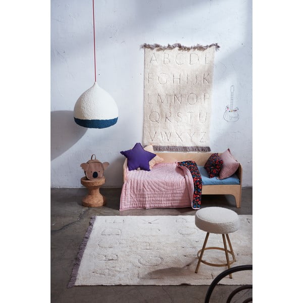 Krémový prateľný ručne tkaný bavlnený detský koberec 90x130 cm ABC – Lorena Canals-image-4