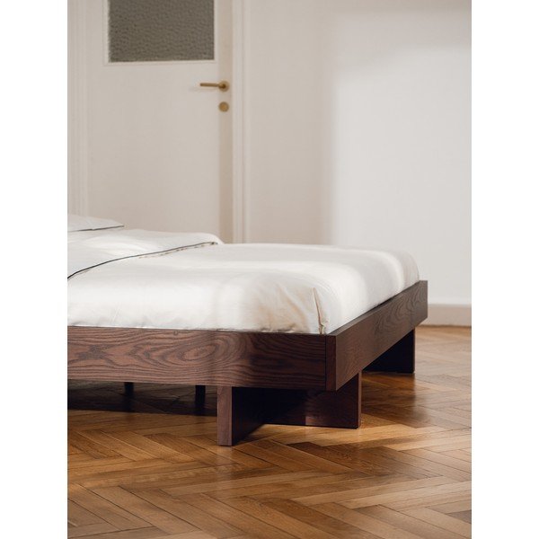 Dvojlôžková posteľ z MDF v dekore duba bez čela s roštom 180x200 cm v prírodnej farbe Kito – noo.ma-image-2