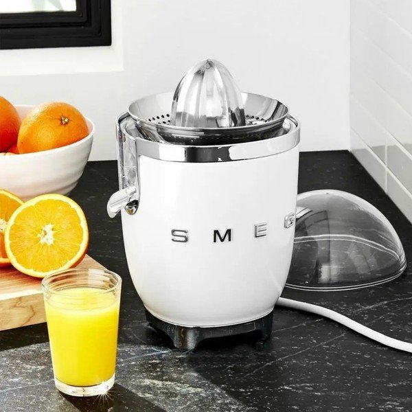 Biely odšťavovač 50's Retro Style – SMEG-image-3