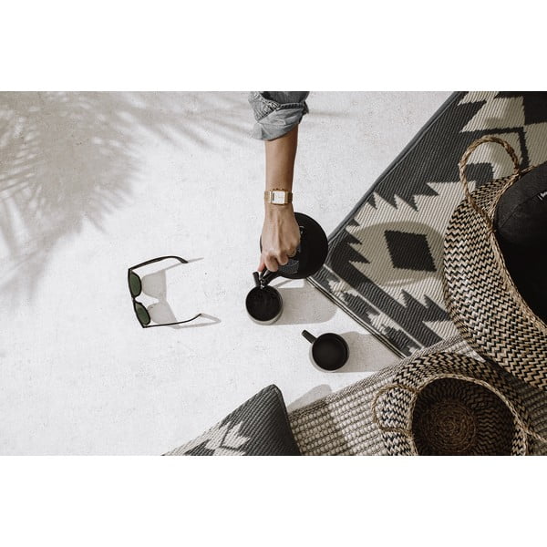 Sivý obojstranný vonkajší koberec z recyklovaného plastu Fab Hab Miramar Gray, 120 x 180 cm-image-3