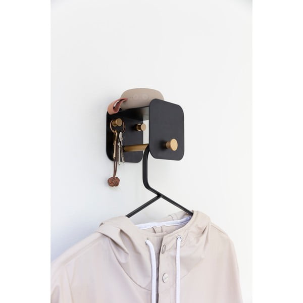 Čierny kovový nástenný vešiak s poličkou Hang in There – UMAGE-image-1