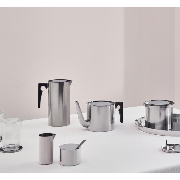 Kanvica na čaj z nehrdzavejúcej ocele v striebornej farbe 1,25 l Arne Jacobsen – Stelton-image-1