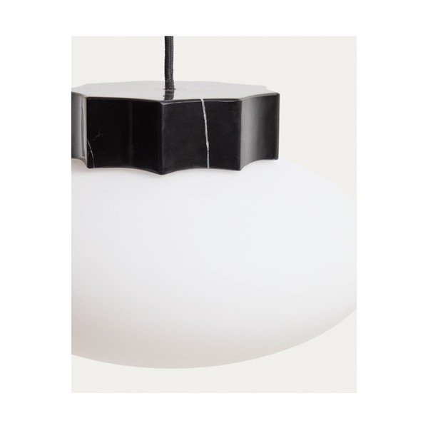 Biele/čierne kovové závesné svietidlo so skleneným tienidlom ø 26 cm Idela – Kave Home-image-3