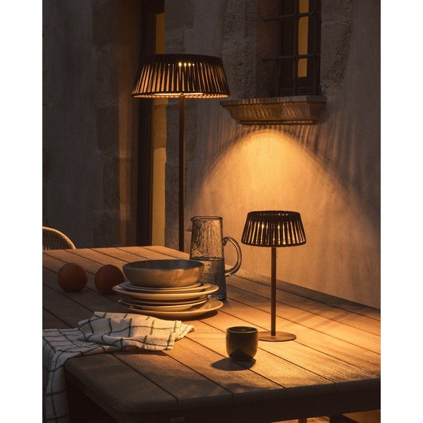 LED stolové/prenosné vonkajšie svietidlo so solárnym panelom (výška  30 cm) Aldet – Kave Home-image-1