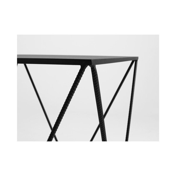 Čierny odkladací stolík Custom Form Daryl, 55 × 55 cm-image-1