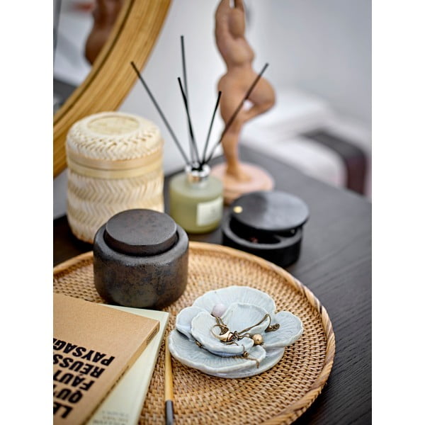 Soška z polyresínu Tinah - Bloomingville-image-4