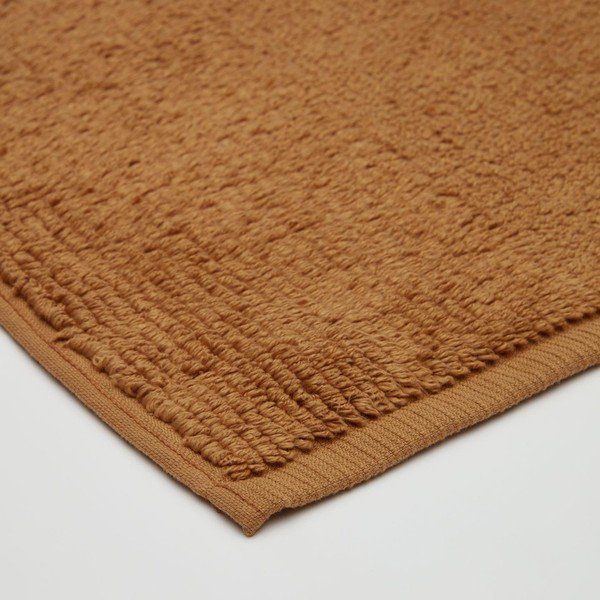 Hnedá kúpeľňová predložka 50x70 cm Yeni - Kave Home-image-2