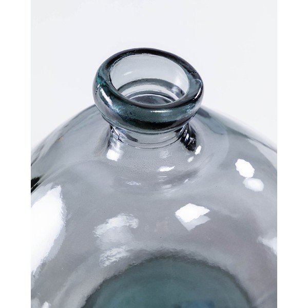 Modrá váza z recyklovaného skla (výška  33 cm) Brenna – Kave Home-image-2