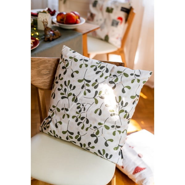 Obliečky na vankúše s vianočným motívom v súprave 4 ks 45x45 cm Santa – Butter Kings-image-2