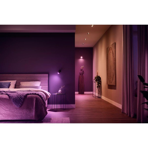 Inteligentné bodové svietidlo GU10, 4 W Fugato – Philips Hue-image-1