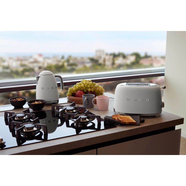 Matne biela rýchlovarná kanvica 1,7 l 50's Retro Style – SMEG-image-2