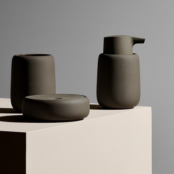 Hnedý dávkovač mydla Blomus Sono, 250 ml-image-1