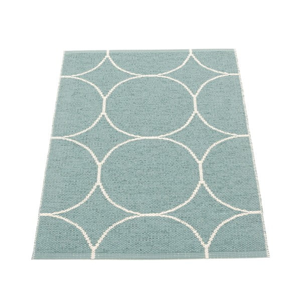 Svetlomodrý vnútorný a vonkajší koberec 70x100 cm Boo Haze – Pappelina