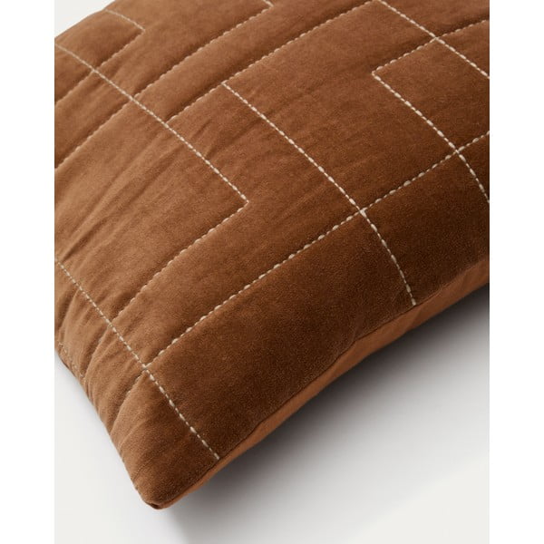 Zamatová obliečka na vankúš 45x45 cm Prila – Kave Home-image-2