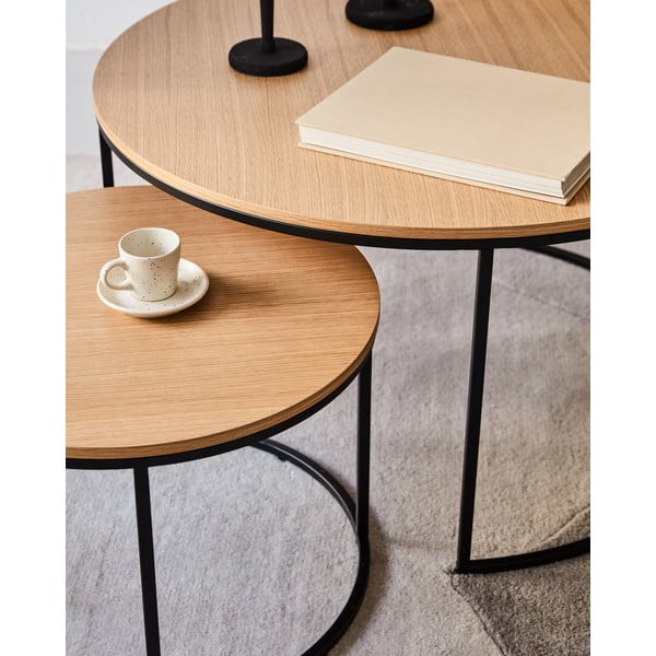 Okrúhle konferenčné stolíky v súprave 2 ks s doskou v dubovom dekore ø 80 cm Yona - Kave Home-image-2