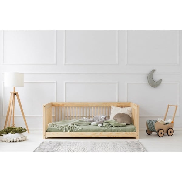 Detská posteľ z borovicového dreva v prírodnej farbe 80x140 cm Mila CWW – Adeko