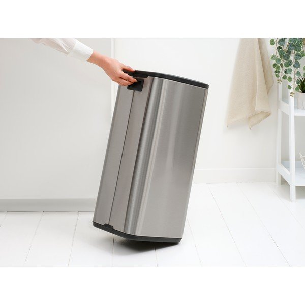 Dotykový oceľový odpadkový kôš v matne striebornej farbe 30 l Bo Touch – Brabantia-image-2