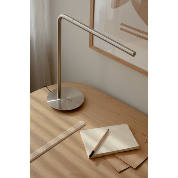 Kovová LED stmievateľná stolová lampa v striebornej farbe (výška 46 cm) Omni Table – UMAGE-image-3