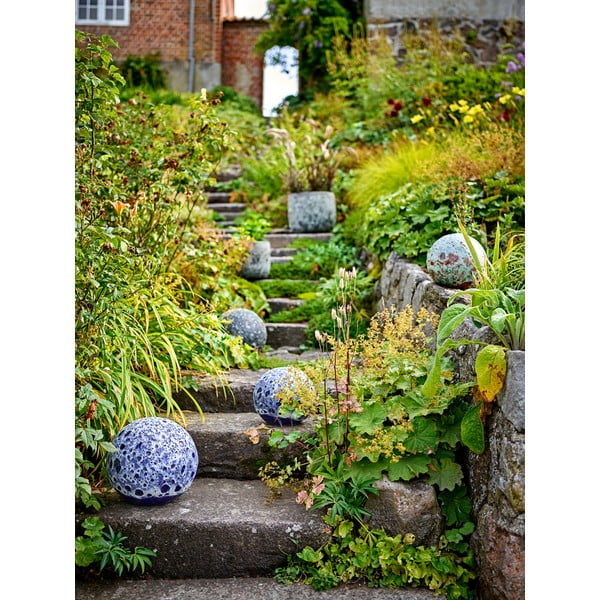 Dekoračné gule na záhradu z terakoty Reese – Bloomingville-image-1