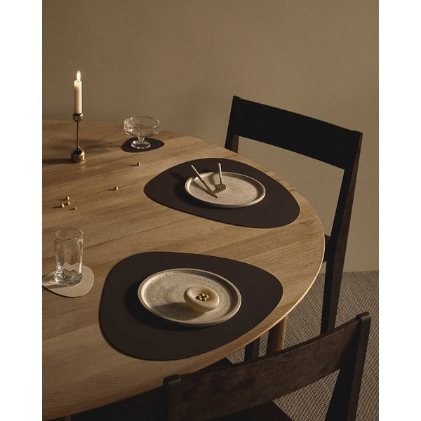 Prestieranie z eko kože 37x44 cm Curve L Double Nupo – LIND DNA-image-1