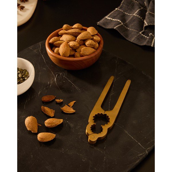 Luskáčik na orechy Blisk – Kave Home-image-1