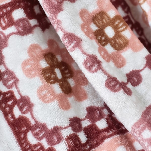 Ružová deka z mikroplyšu 130x170 cm Crochet Print – Catherine Lansfield-image-2