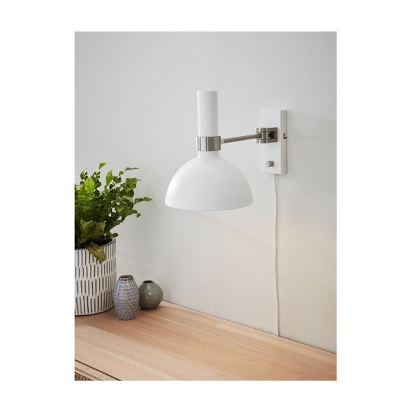 Biela nástenná lampa Markslöjd Larry-image-1