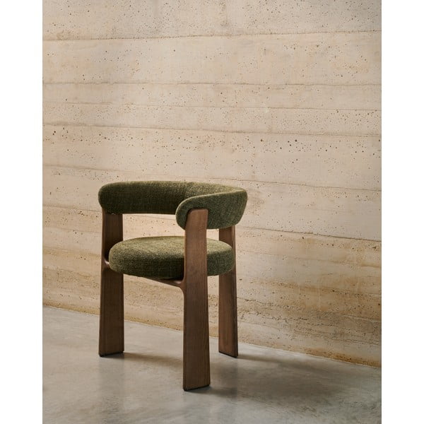 Khaki/hnedé jedálenské kreslo s podrúčkami z jaseňového dreva Granite – Kave Home-image-1