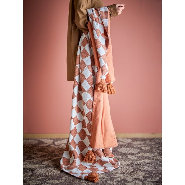 Hnedá/béžová bavlnená deka 130x150 cm Chola – Bloomingville-image-2