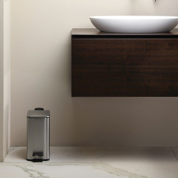 Nášľapný oceľový odpadkový kôš v matne striebornej farbe 5 l Erik – Spirella-image-2