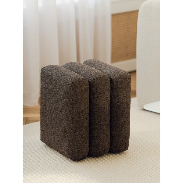 Hnedý taburet z textílie buklé Radd – noo.ma-image-1