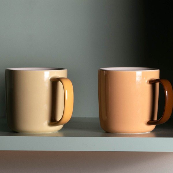 Oranžový hrnček z kostného porcelánu 370 ml Mae – ONA-image-1