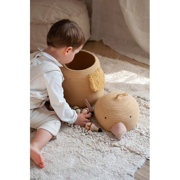 Žltý látkový detský kôš na hračky ø 25x30 cm Charlie the Chicken – Lorena Canals-image-2