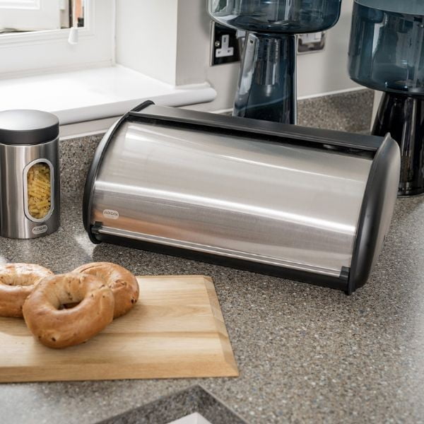 Čierny chlebník Addis Bread Bin-image-1