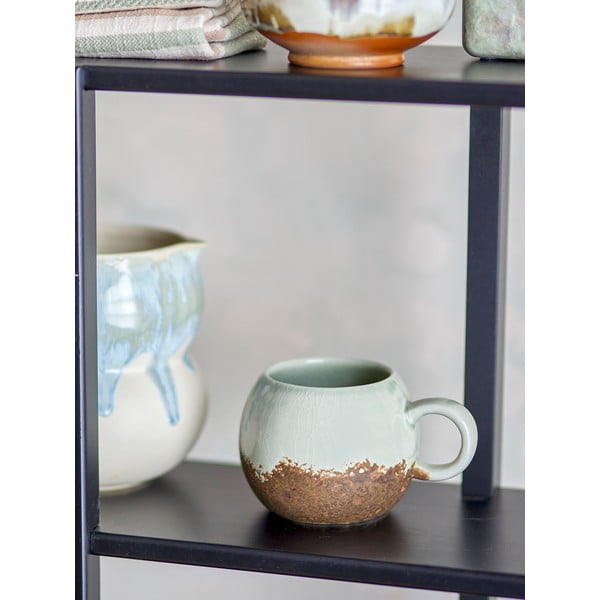 Hnedý/krémový hrnček z kameniny 410 ml Paula – Bloomingville-image-1