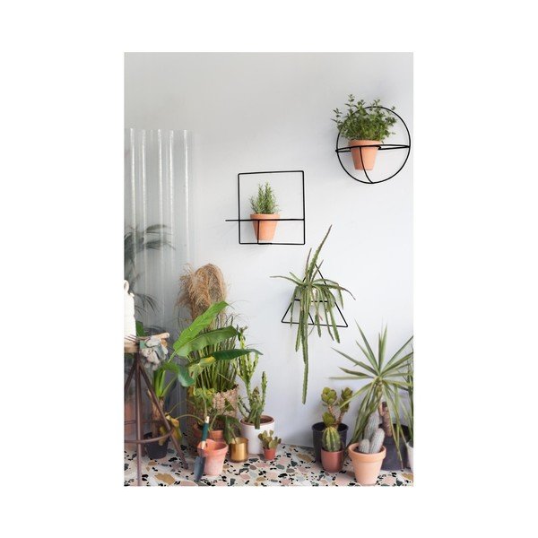 Čierny nástenný držiak na kvetináč Really Nice Things Triangle-image-1