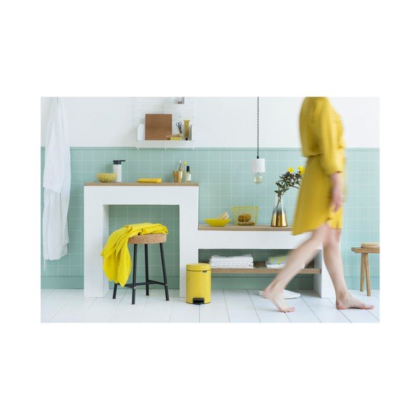 Žltý pedálový odpadkový kôš Brabantia Newicon, 5 l-image-2
