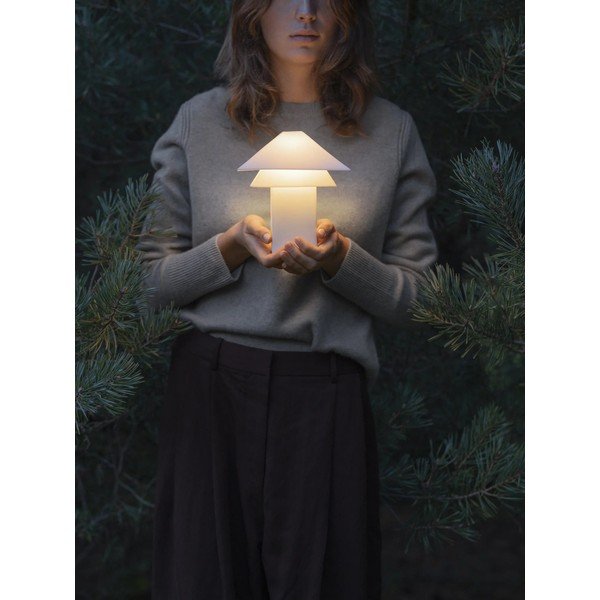 Biela LED stolová lampa so stmievačom s kovovým tienidlom (výška  33,5 cm) Sanaka – Blomus-image-1