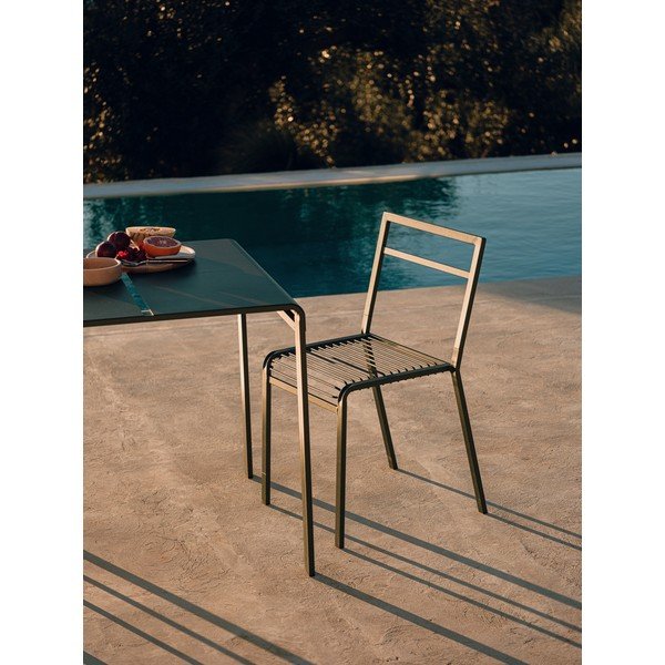 Zelená kovová záhradná stolička Oto – noo.ma-image-1