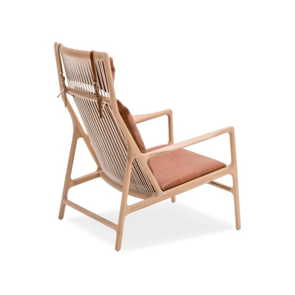 Kreslo s konštrukciou z masívneho dubového dreva a koňakovohnedým sedadlom z byvolej kože Gazzda Dedo-image-3