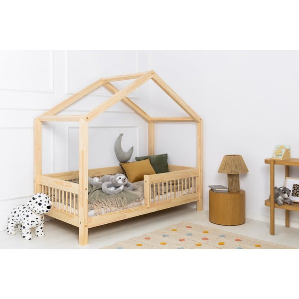 Domčeková detská posteľ z borovicového dreva s úložným priestorom a výsuvným lôžkom v prírodnej farbe 140x200 cm Mila RMW – Adeko-image-2
