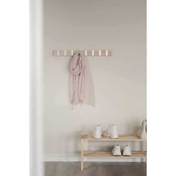 Nástenný vešiak z dubového dreva v prírodnej farbe Confetti – Rowico-image-1