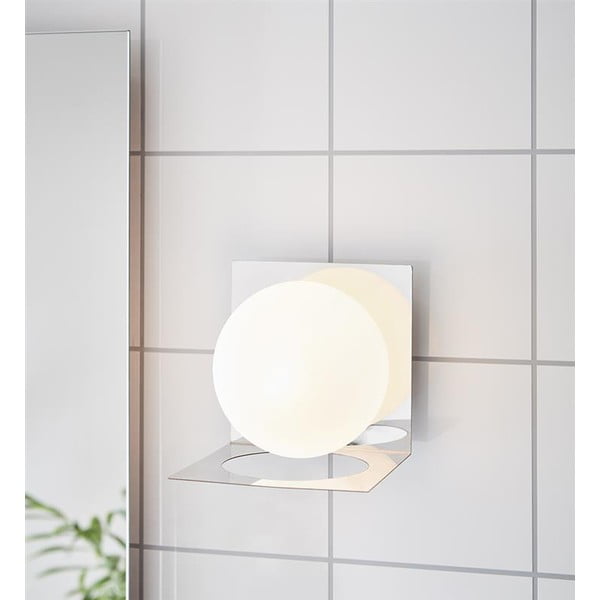 Nástenné svietidlo v striebornej farbe Markslöjd Zenit-image-1