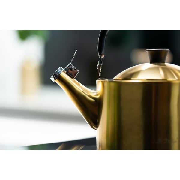 Varná kanvica z nehrdzavejúcej ocele v zlatej farbe 1,5 l Diamante – Vialli Design-image-1