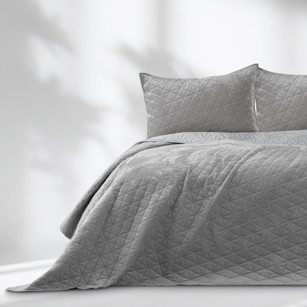 Svetlosivý pléd cez posteľ AmeliaHome Laila Silver, 260 x 240 cm