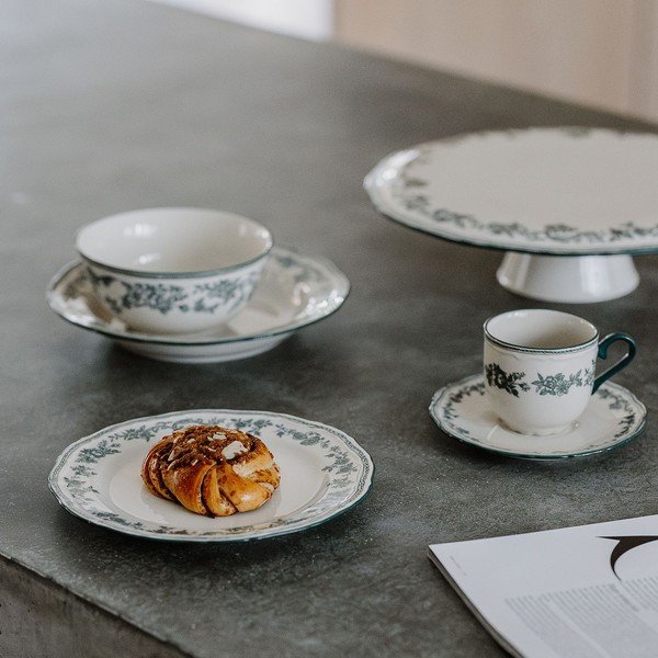 Zelený/slonovinový servírovací porcelánový tanier Cyril – S|P Collection-image-1