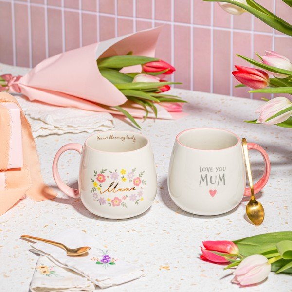 Svetloružový porcelánový hrnček 450 ml Mama You Are Blooming – Sass & Belle-image-1